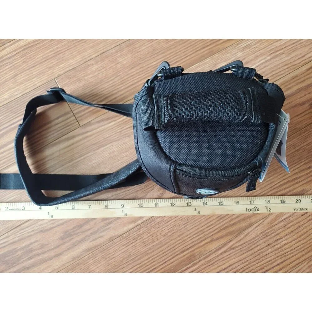 M Rock Camera Bag 506 Niagra black shoulder strap attaches to belt NWT‎